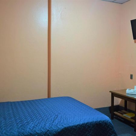 Hotel Asuncion Guatemala City Екстер'єр фото