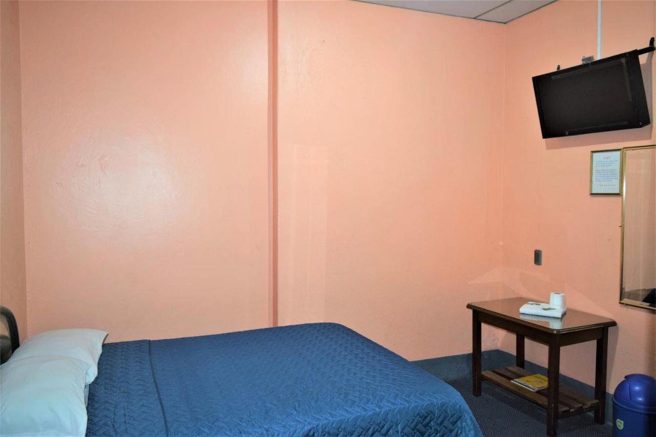 Hotel Asuncion Guatemala City Екстер'єр фото
